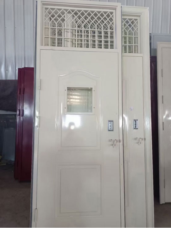 吴忠学校教室门